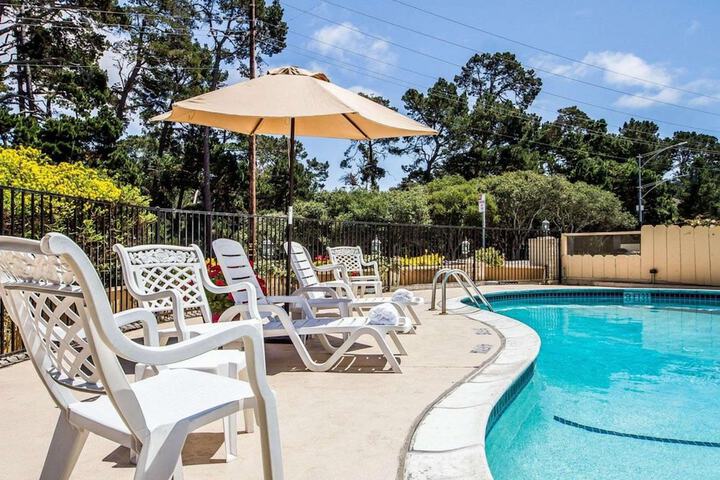 Pool 47 of 53