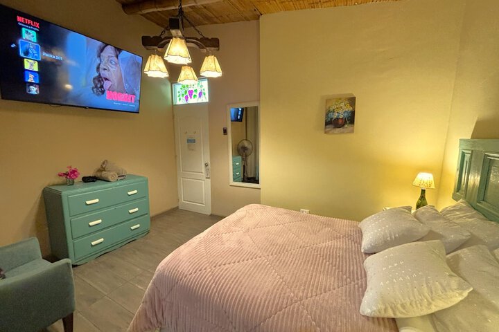 Room 35 of 199