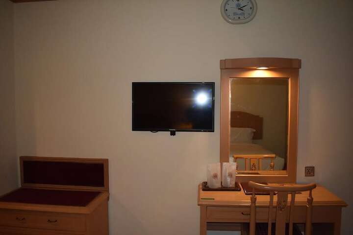Room 26 of 55