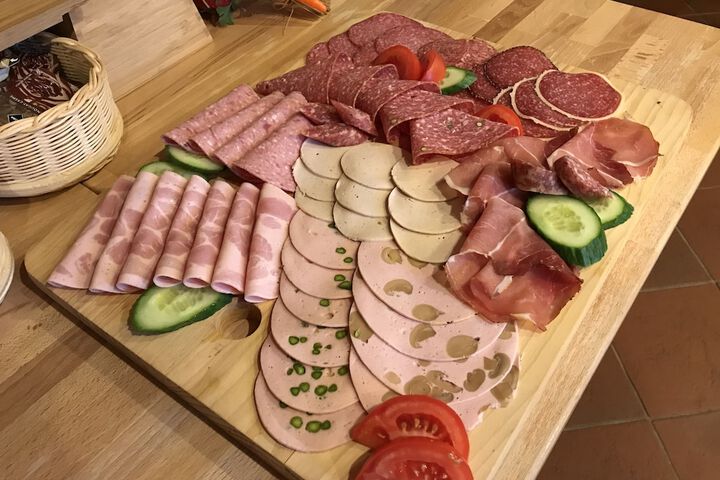 Dining 70 of 101