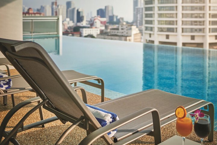 Pool Hotel