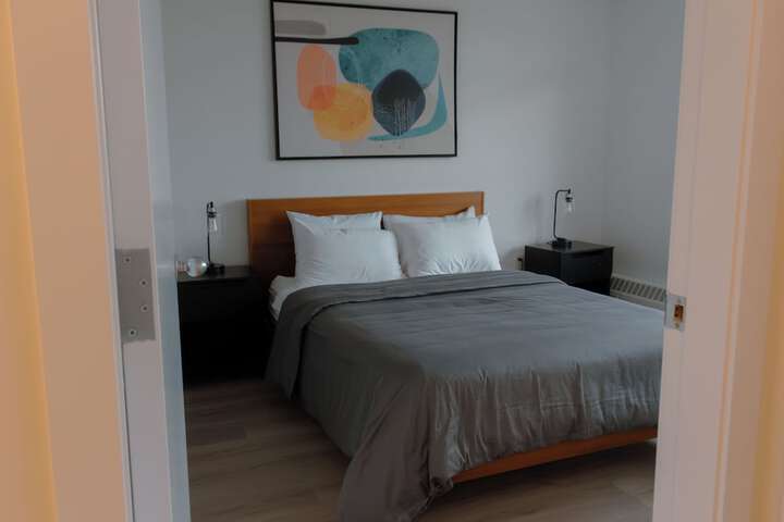 Room 5 of 80