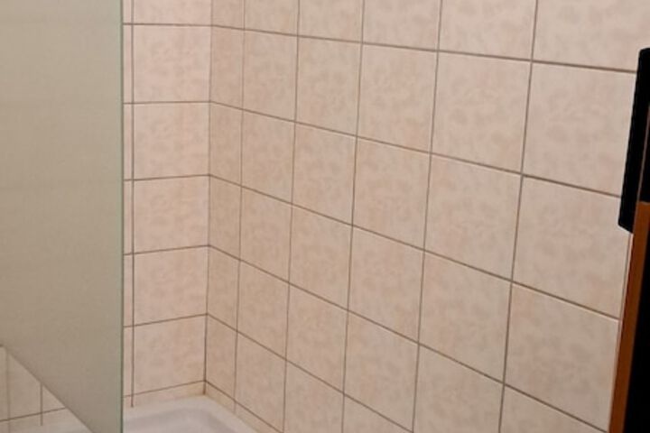 Room 19 of 44