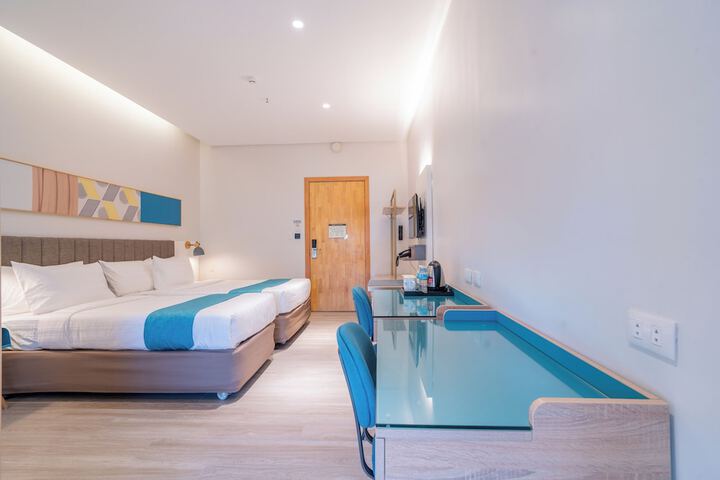 Room 12 of 70