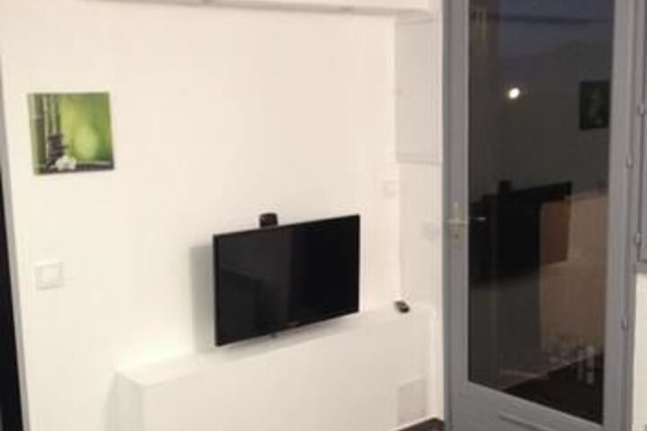 Room 15 of 16