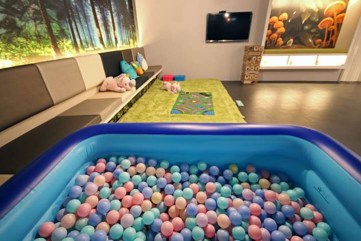Childrens Activities 71 of 87