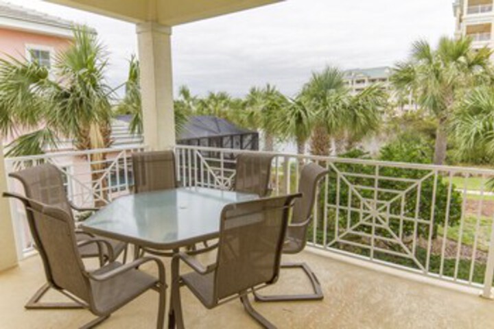 Terrace/Patio 9 of 77