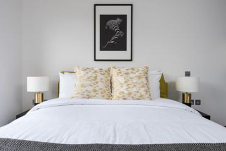 Room 8 of 23