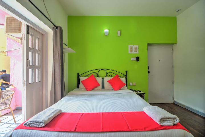 Room 7 of 10