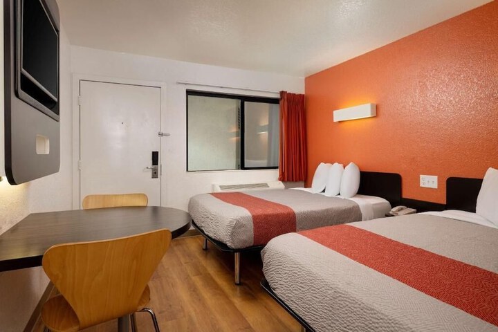 Vagabond Inn - Camarillo in Camarillo, CA