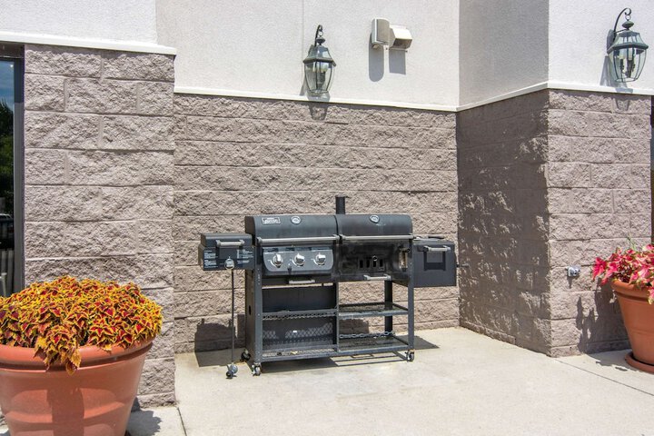 BBQ/picnic area