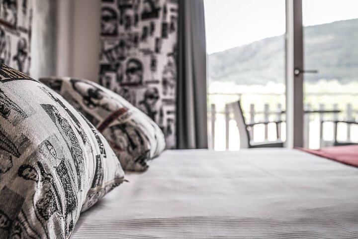 Room 21 of 53