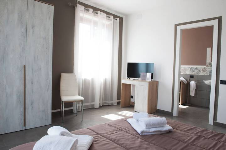 Room 15 of 35