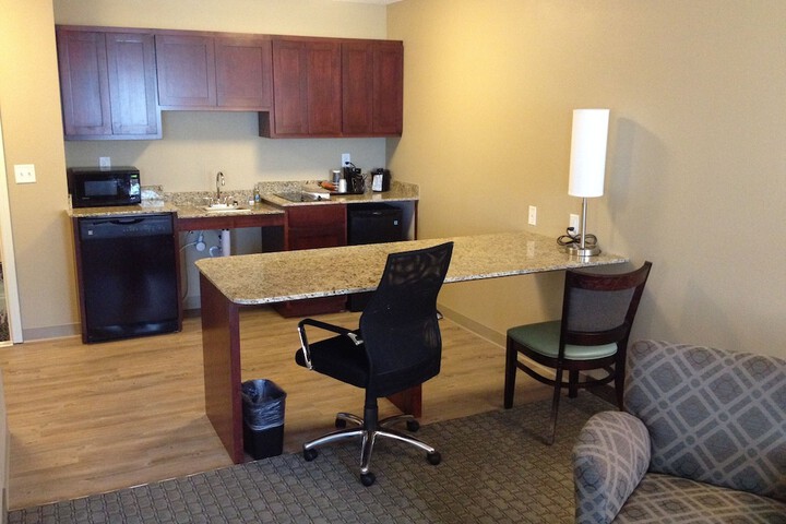 Queen Bed Accessible (3 of 13)