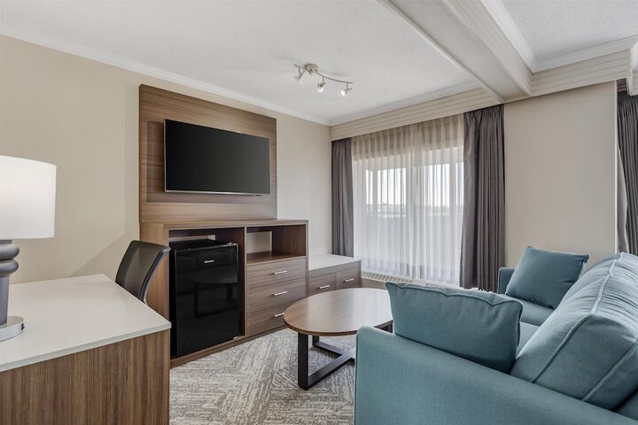 Room 25 of 61