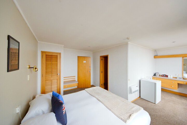 Room 5 of 53