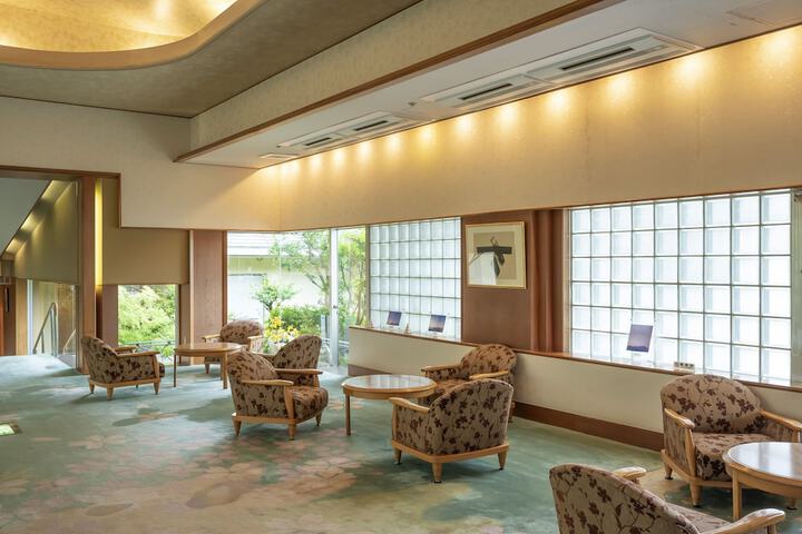 Hotel Lobby