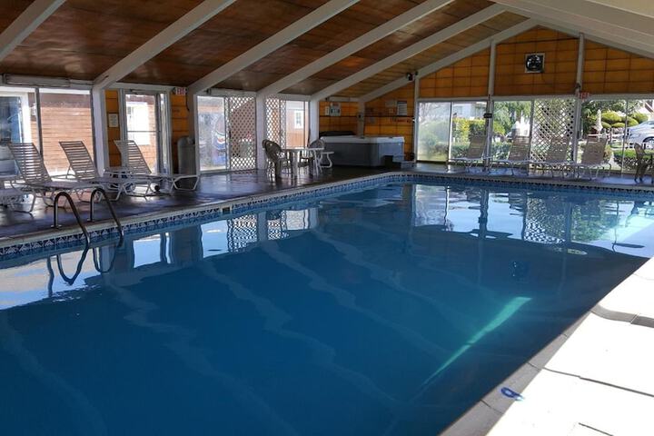 Pool 15 of 46