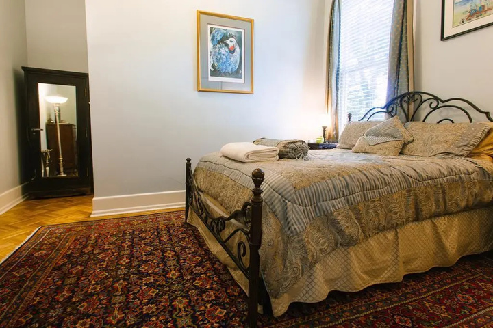 Room 16 of 16