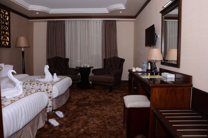Room 13 of 43