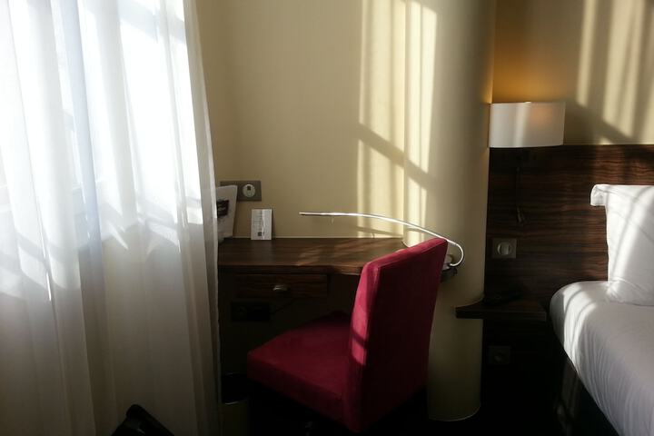 Room 26 of 41