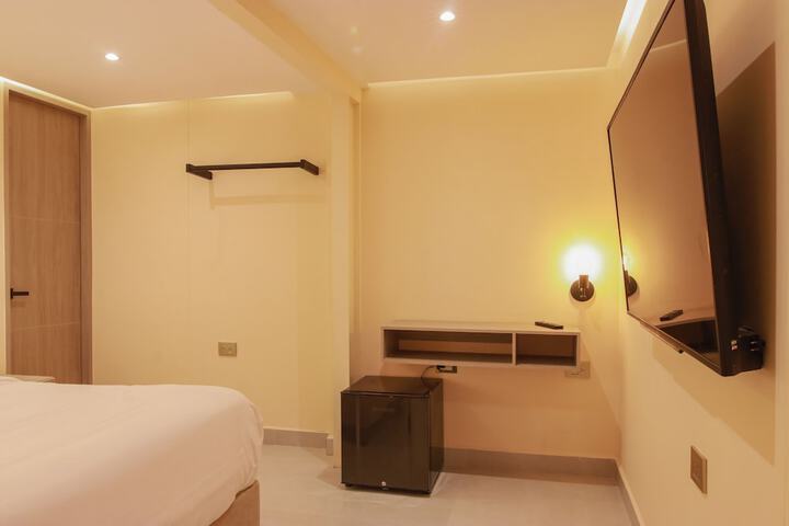 Room 12 of 31