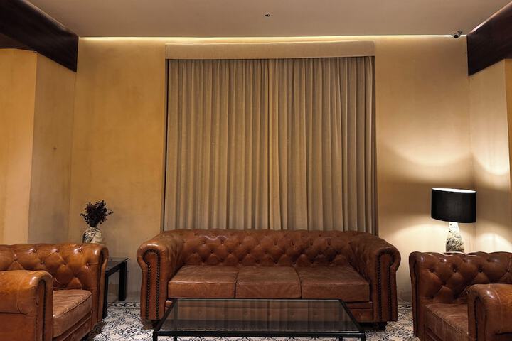 Hotel Interior 6 of 160