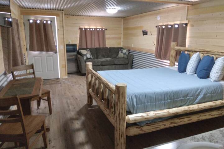 Room 8 of 47