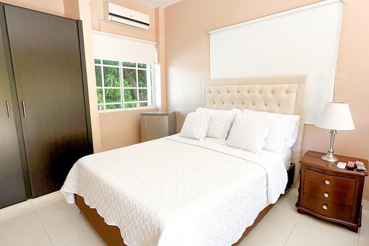 Room 5 of 35
