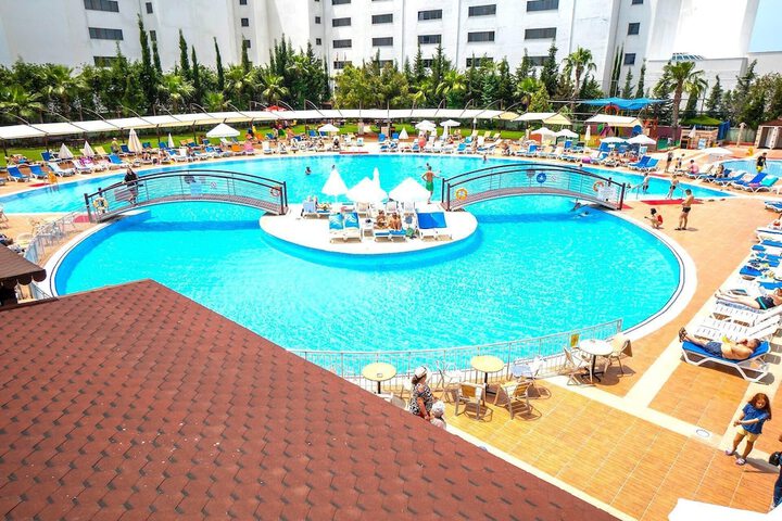 Pool 61 of 172