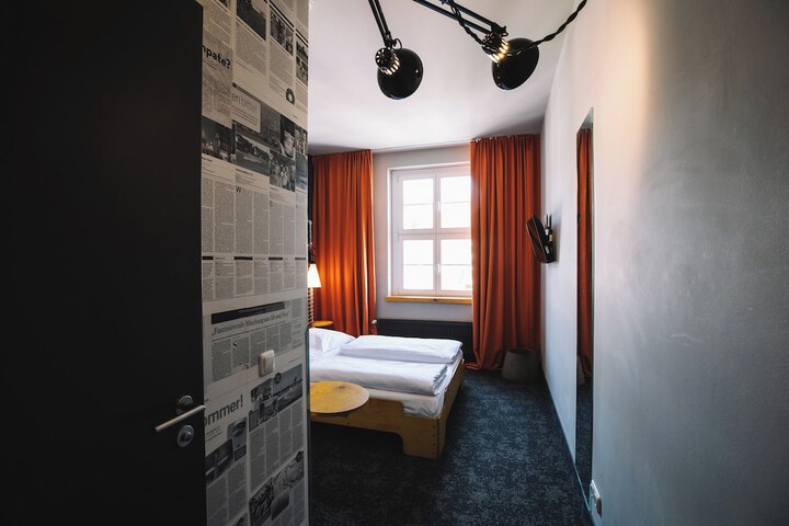 Room 19 of 75