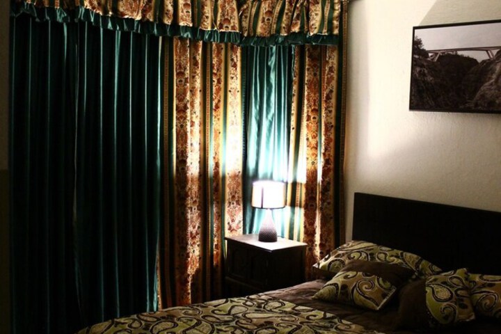 Room 5 of 22