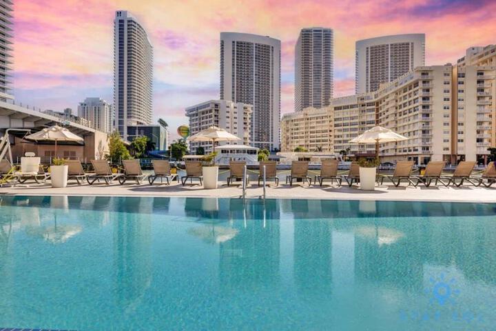 Exterior of Resort Near Beach with Amazing Pool and Gym