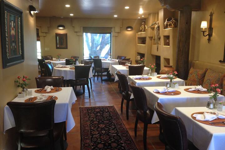 Dining 238 of 285