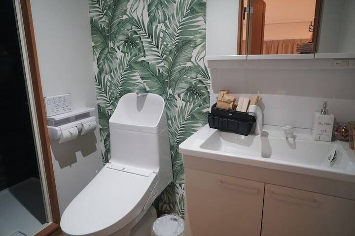Room 103 of 149