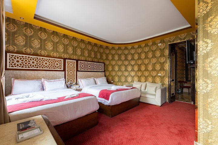 Room 33 of 55