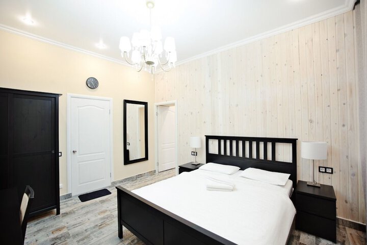 Room 15 of 62