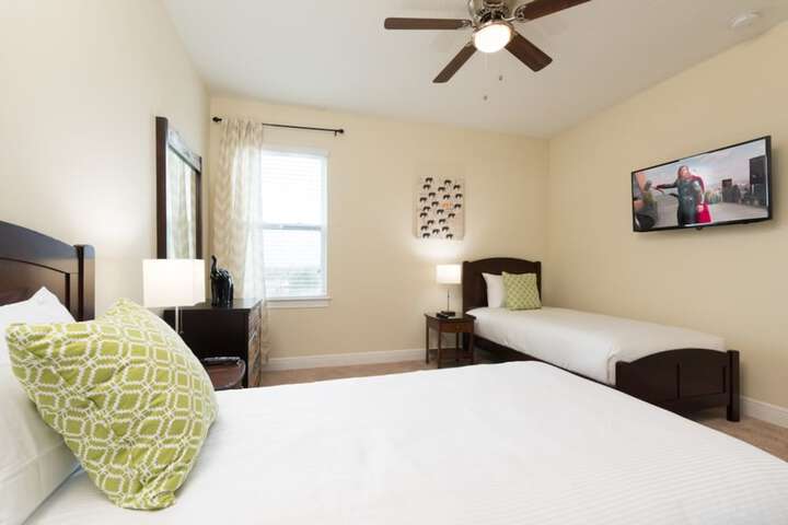 Room 9 of 36
