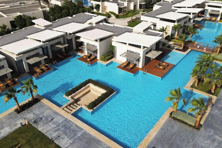 Pool 73 of 120