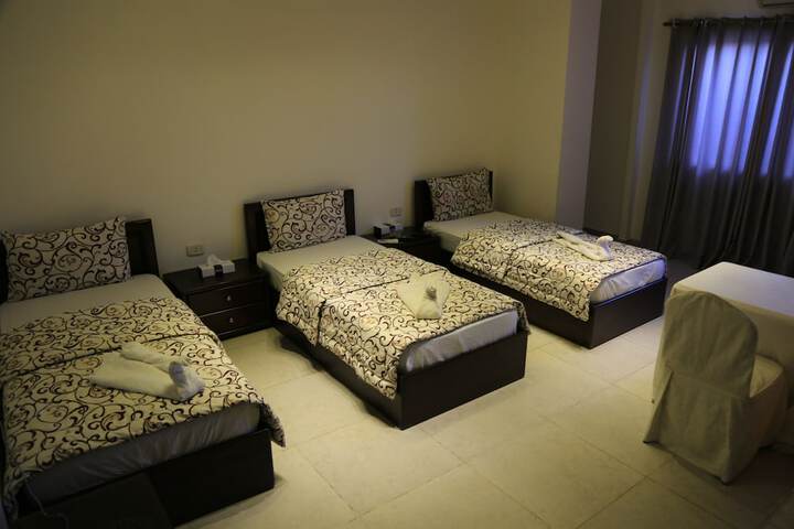 Room 6 of 46