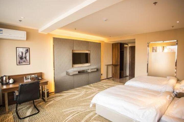 Jiamusi Xinglong Hotel (Railway Station Branch)