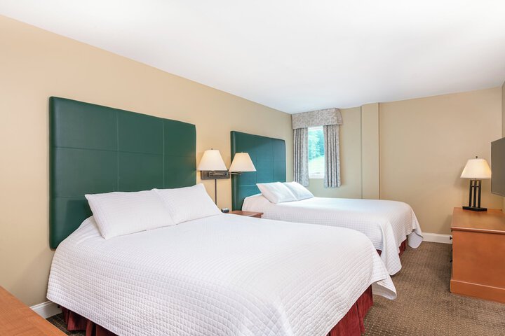 Room 42 of 111