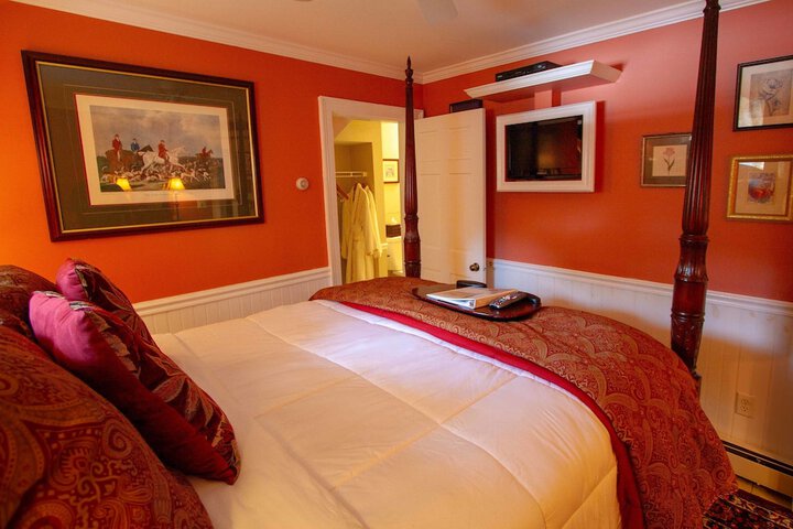 Room 17 of 203