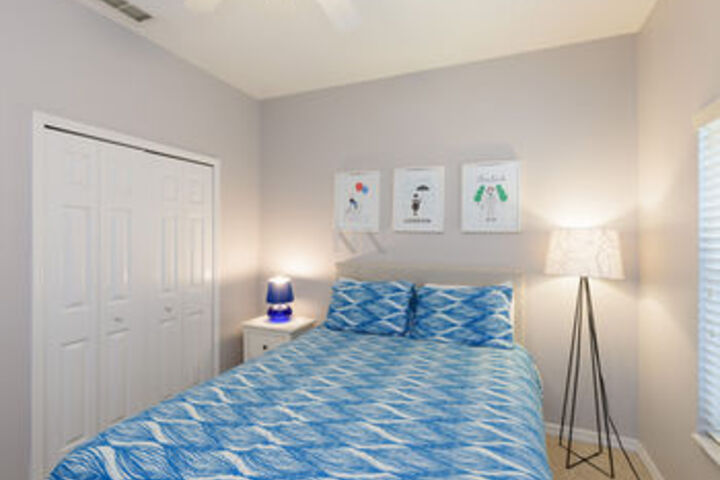 Room 183 of 687
