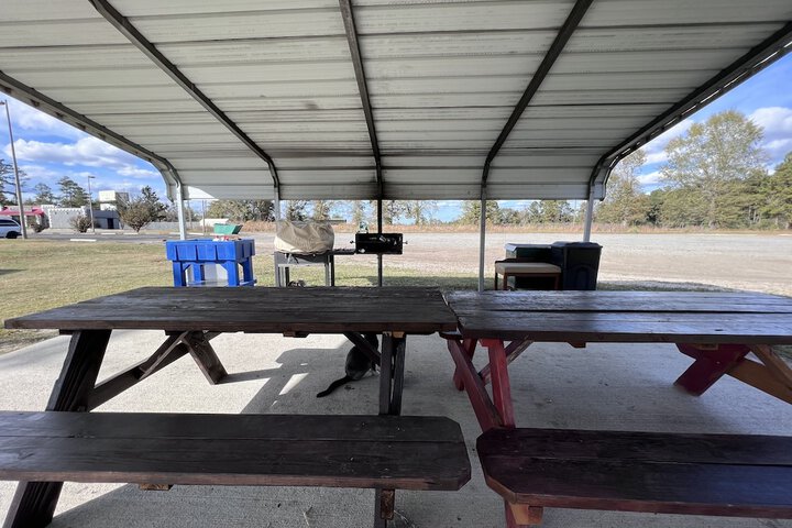 BBQ/picnic area