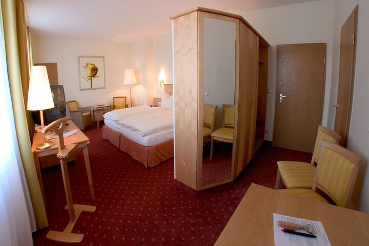 Room 5 of 5