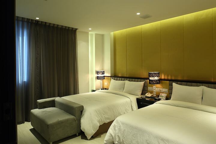 Room 7 of 15
