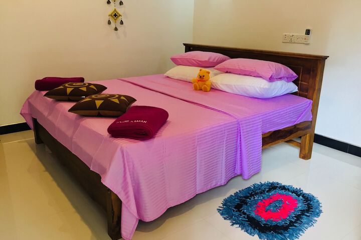 Room 4 of 34