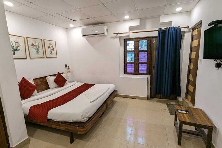 Room 7 of 7