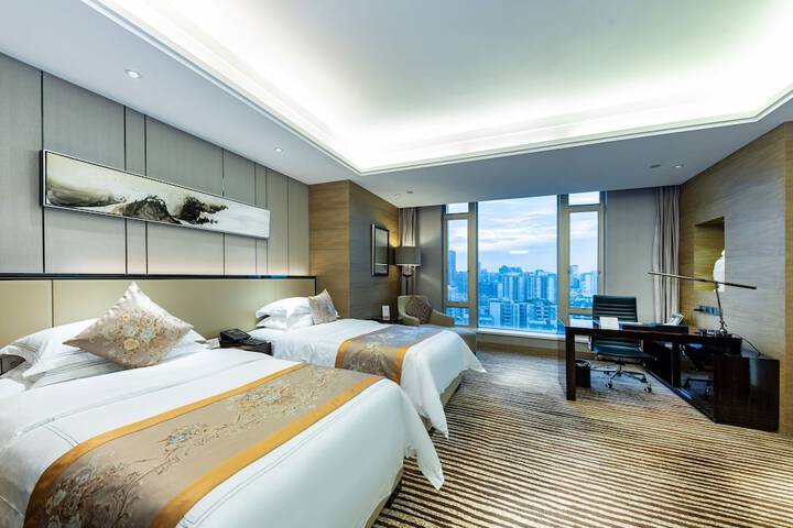 Room 7 of 216